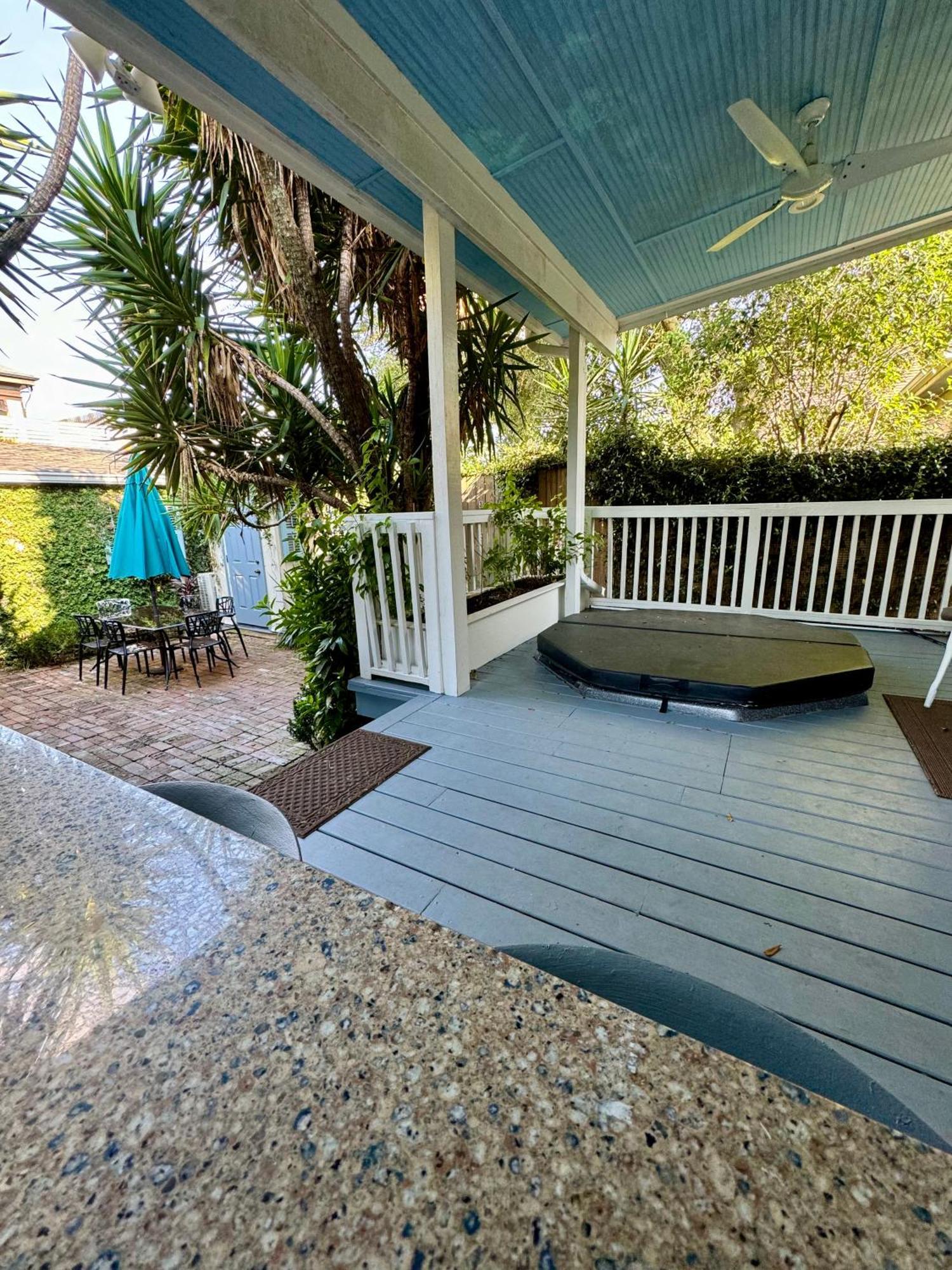 ניו אורלינס One Bedroom Apartment With Hot Tub 2 Blocks To Magazine Street מראה חיצוני תמונה